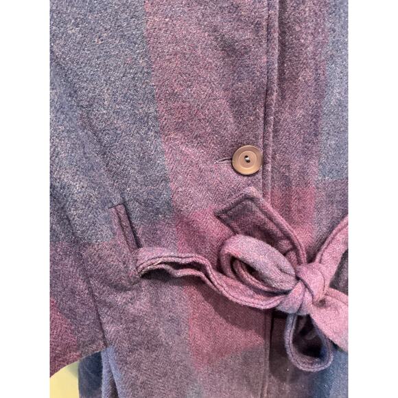 Triona Design Ireland Aoife Irish Tweed Cape Size Small Purple Square Irish Wool - Picture 11 of 15